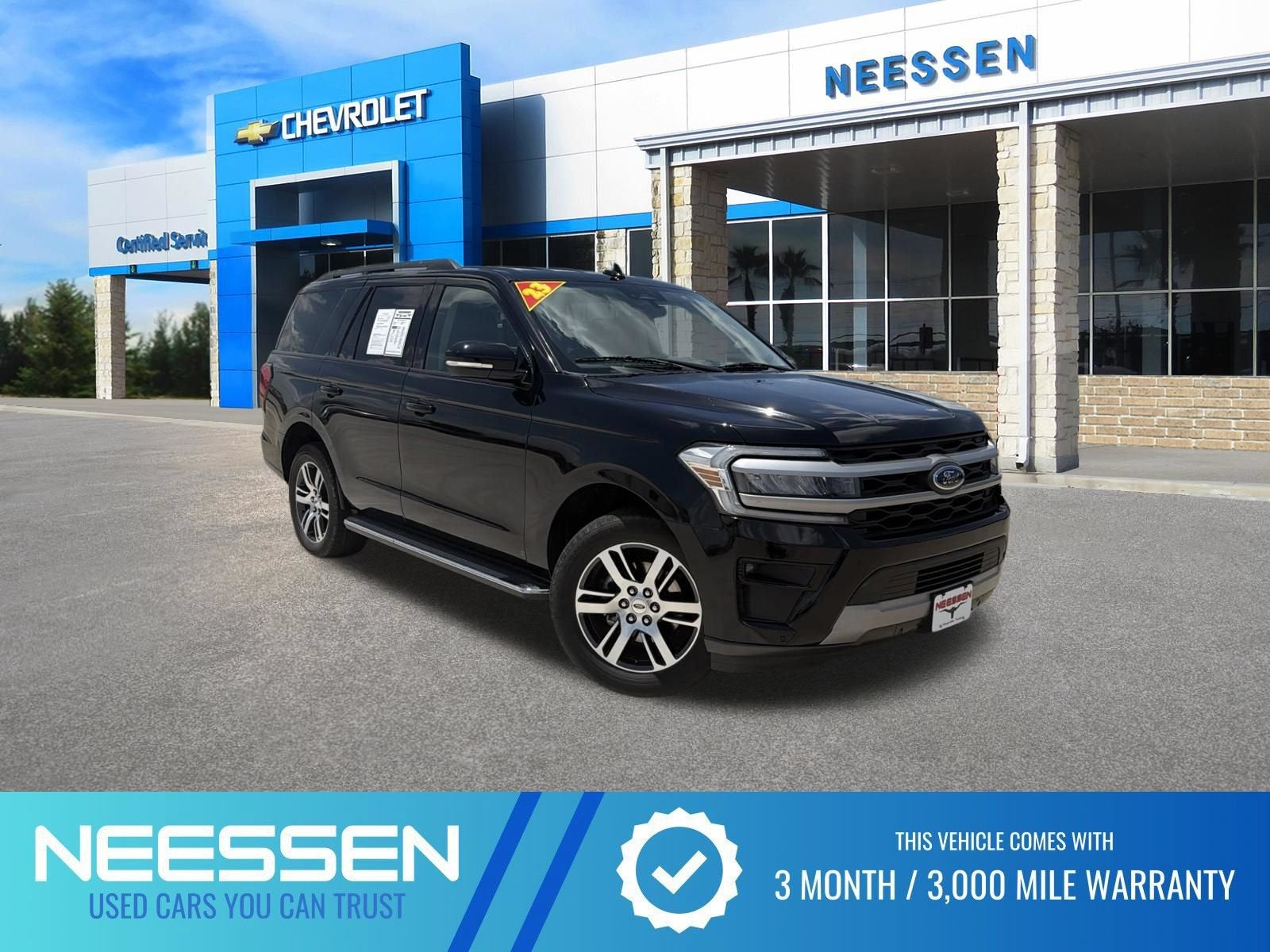 2023 Ford Expedition XLT in Agate Black Met — front three-quarter view