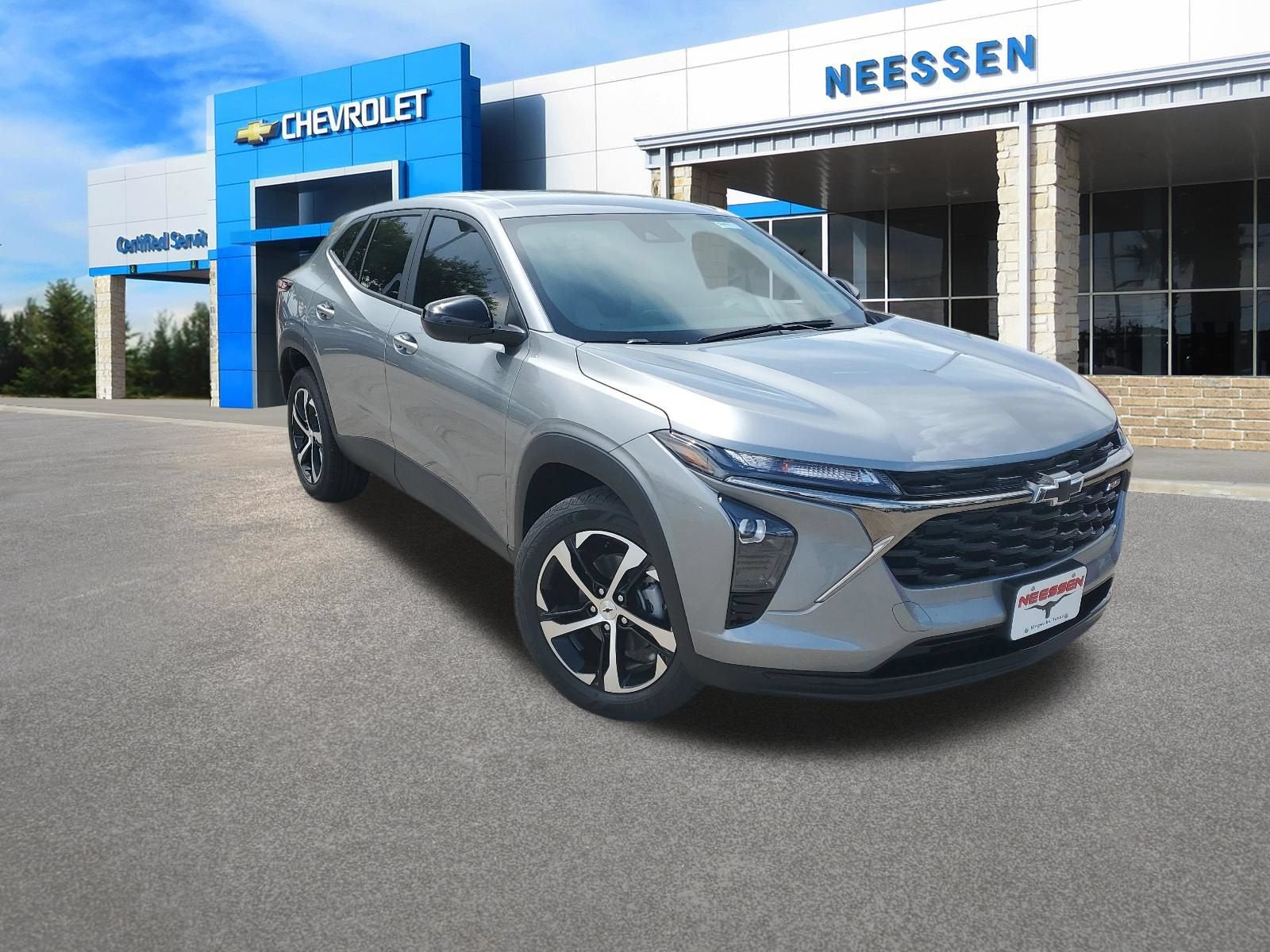 2026 Chevrolet Trax 1RS in Sterling Gray Metallic — front three-quarter view