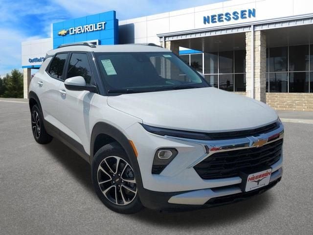 2026 Chevrolet Trailblazer LT in Summit White — front three-quarter view