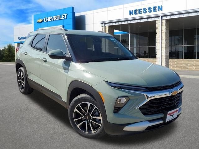 2026 Chevrolet Trailblazer LT in Cacti Green — front three-quarter view